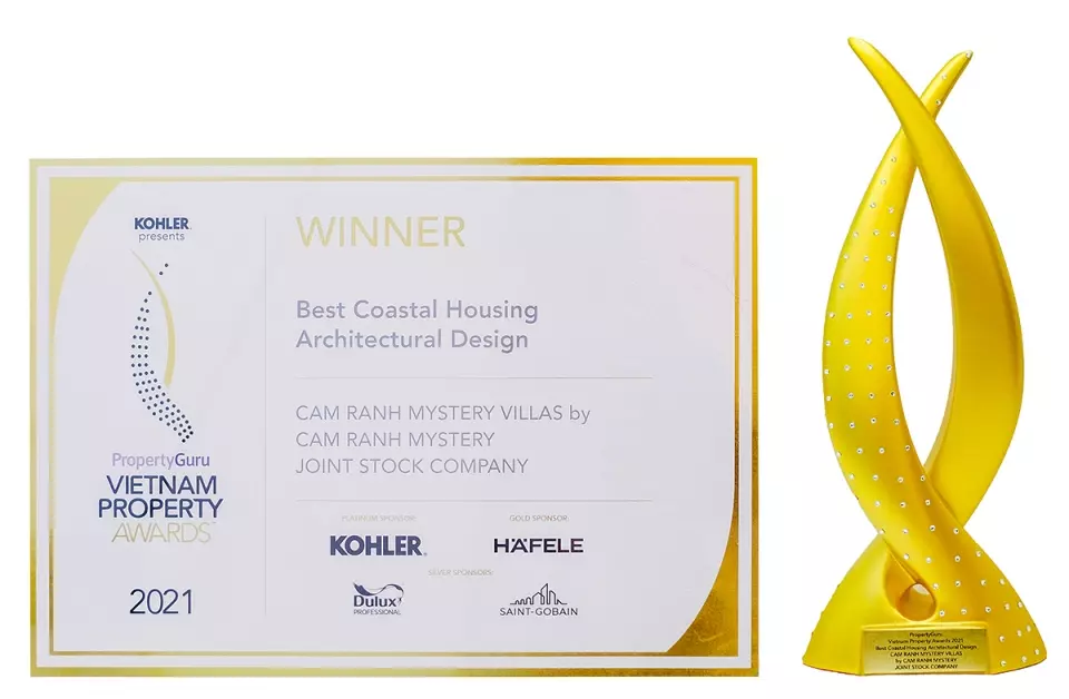 Chứng nhận Best Coastal Housing Architectural Design - Thiết kế kiến trúc Nhà ở ven biển tốt nhất 2021 dành cho Cam Ranh Mystery Villas